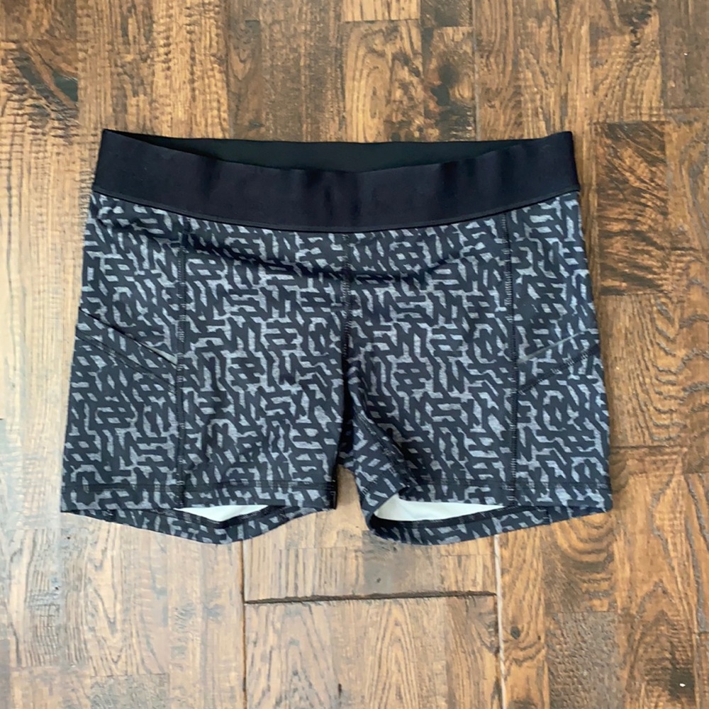 Cute black pattern lulu lemon shorts